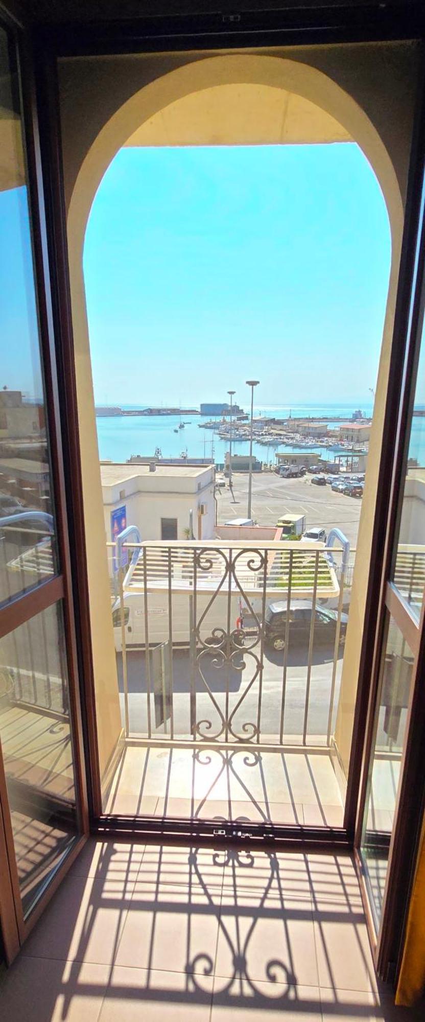 K&K Room Duomo1 Termoli Exterior foto